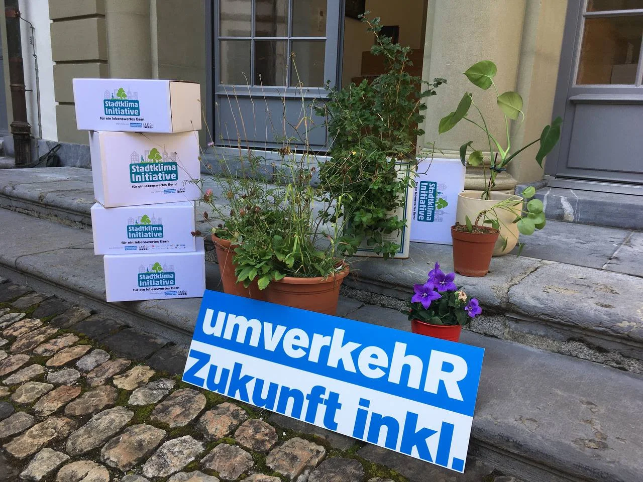 Einreichung Stadtklima-Initiative Bern Einreichung Stadtklima-Initiative Bern
