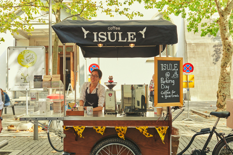 Isule Coffee Bike Kaffeedegustation am Zähringerplatz von Andrew am PARK(ing) Day 2020 in Zürich