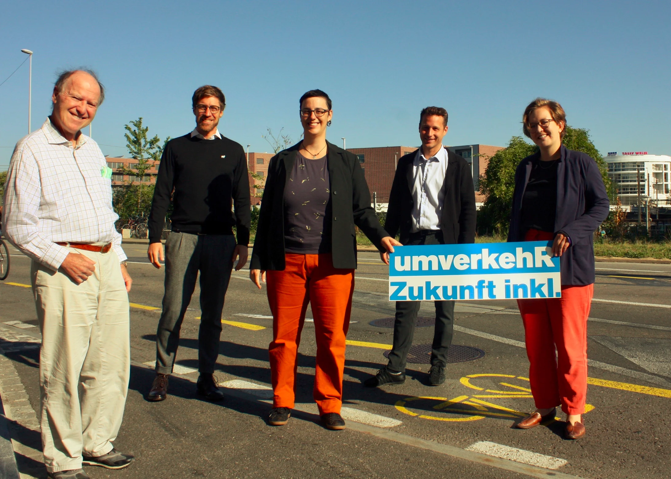 Lancierung der Stadtklima-Initiativen durch Vertreter und Vertreterinnen verschiedener Parteien, Verbänden und Organisationen