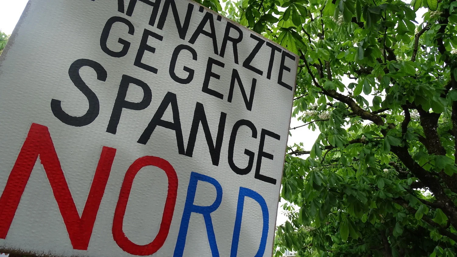 Zahnärzte gegen Spange Nord Zahnärzte gegen Spange Nord