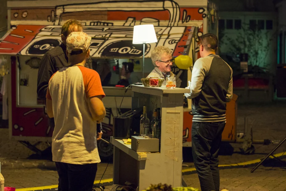 Volksfest statt Parkplätze von verschiedensten OrganisatorInnen in der Innenstadt von Schaffhausen am PARK(ing) Day 2019