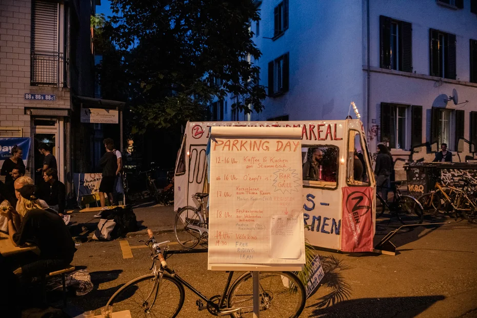  Velokino von Vélorution an der Hohlstrasse 86b am PARK(ing) Day 2020 in Zürich