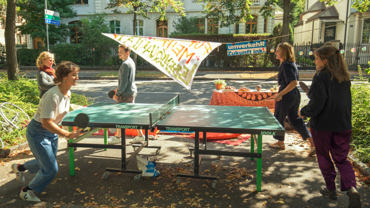 Ping Pong und Pizza statt Parkplatz von Luzia und Freunden in Basel am PARK(ing) Day 2019