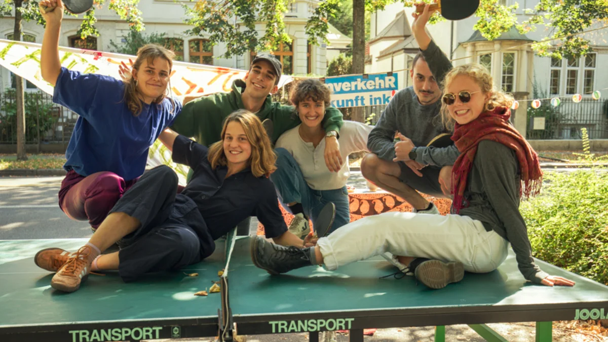 Ping Pong und Pizza statt Parkplatz von Luzia und Freunden in Basel am PARK(ing) Day 2019