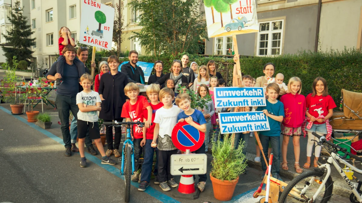 Brot und Spiele von Alexander und Freunden in Basel am PARK(ing) Day 2019