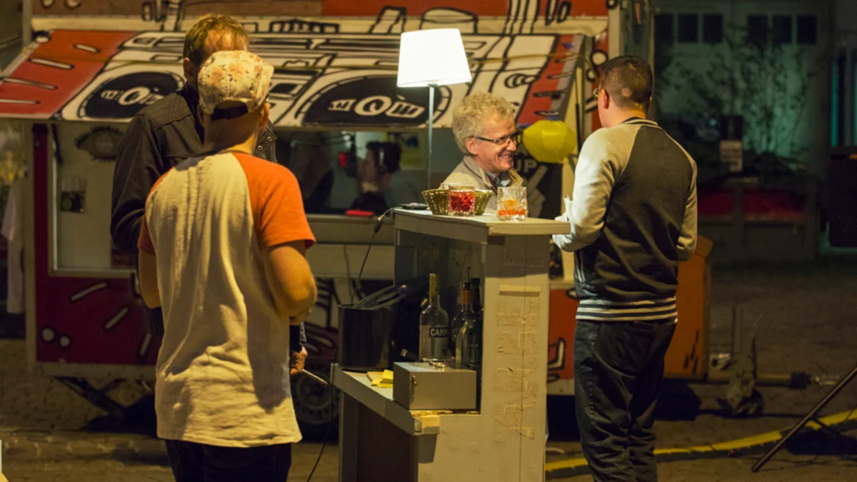 Volksfest statt Parkplätze von verschiedensten OrganisatorInnen in der Innenstadt von Schaffhausen am PARK(ing) Day 2019