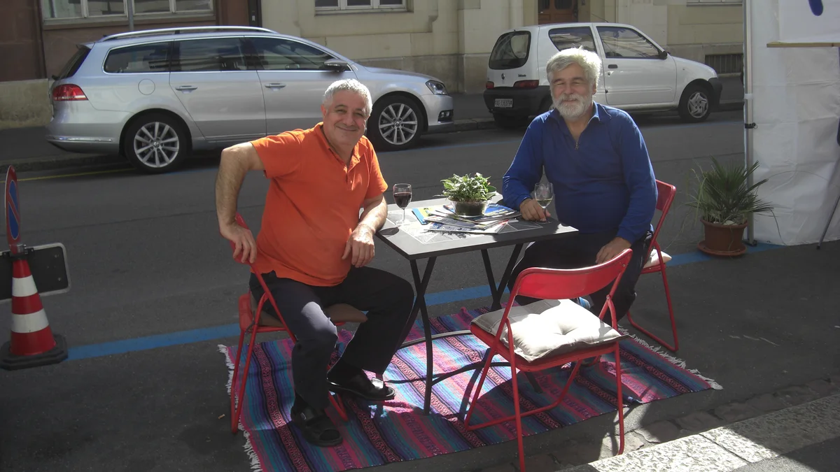 Gemütliches Zusammensein an der Maulbeerstrasse am PARK(ing) Day 2017