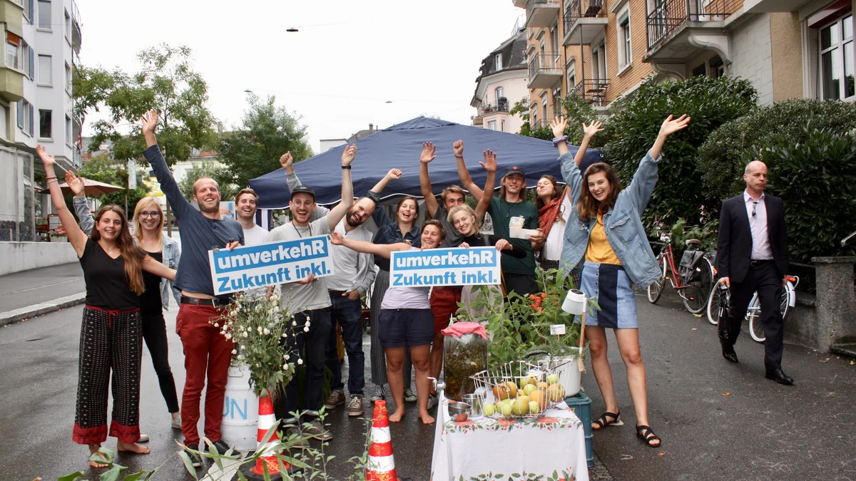 Getränke statt Parkplätze am PARK(ing) Day 2018 in Zürich