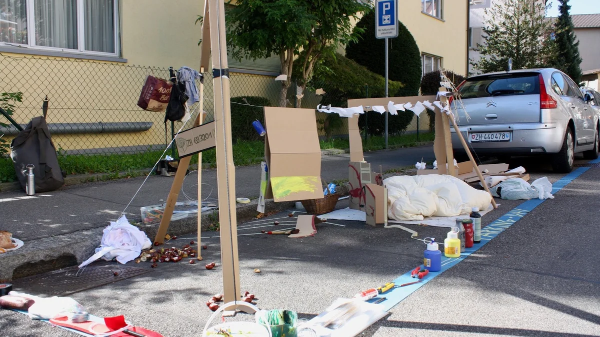 Kunstauto kreieren statt parkieren von Laura und Freundinnen in Zürich am PARK(ing) Day 2019