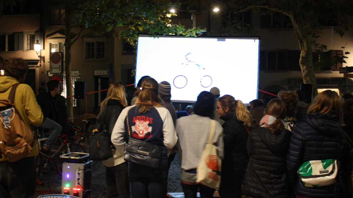 Kino mit Strom durch Velofahren von Vélorution in Zürich am PARK(ing) Day 2019