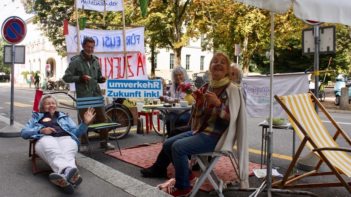 PARK(ing) Day 2021, Winterthur, Stadthausstrasse, Parke für’s Leben mit Rita von den KlimaGrosseltern, der Integralen Politik,