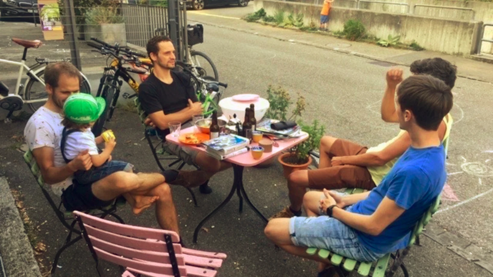 Brot und Spiele statt Parkplatz von Anina und Freunden am PARK(ing) Day 2020 in Rapperswil
