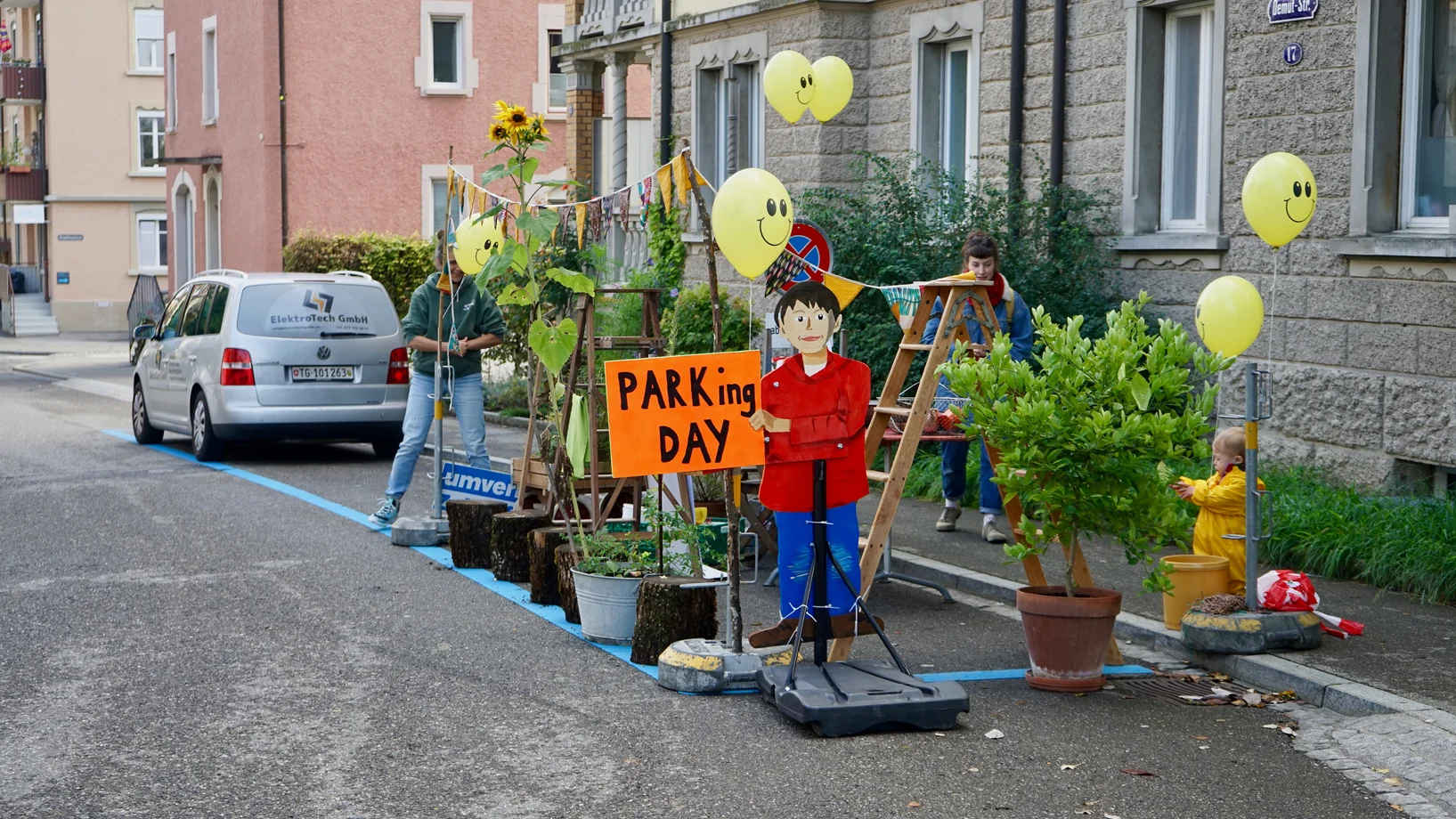PARK(ing) Day 2021, St.Gallen, Demutstrasse 17 Kunstparkplatz von der Gruppe  Demutstrasse beruhigen