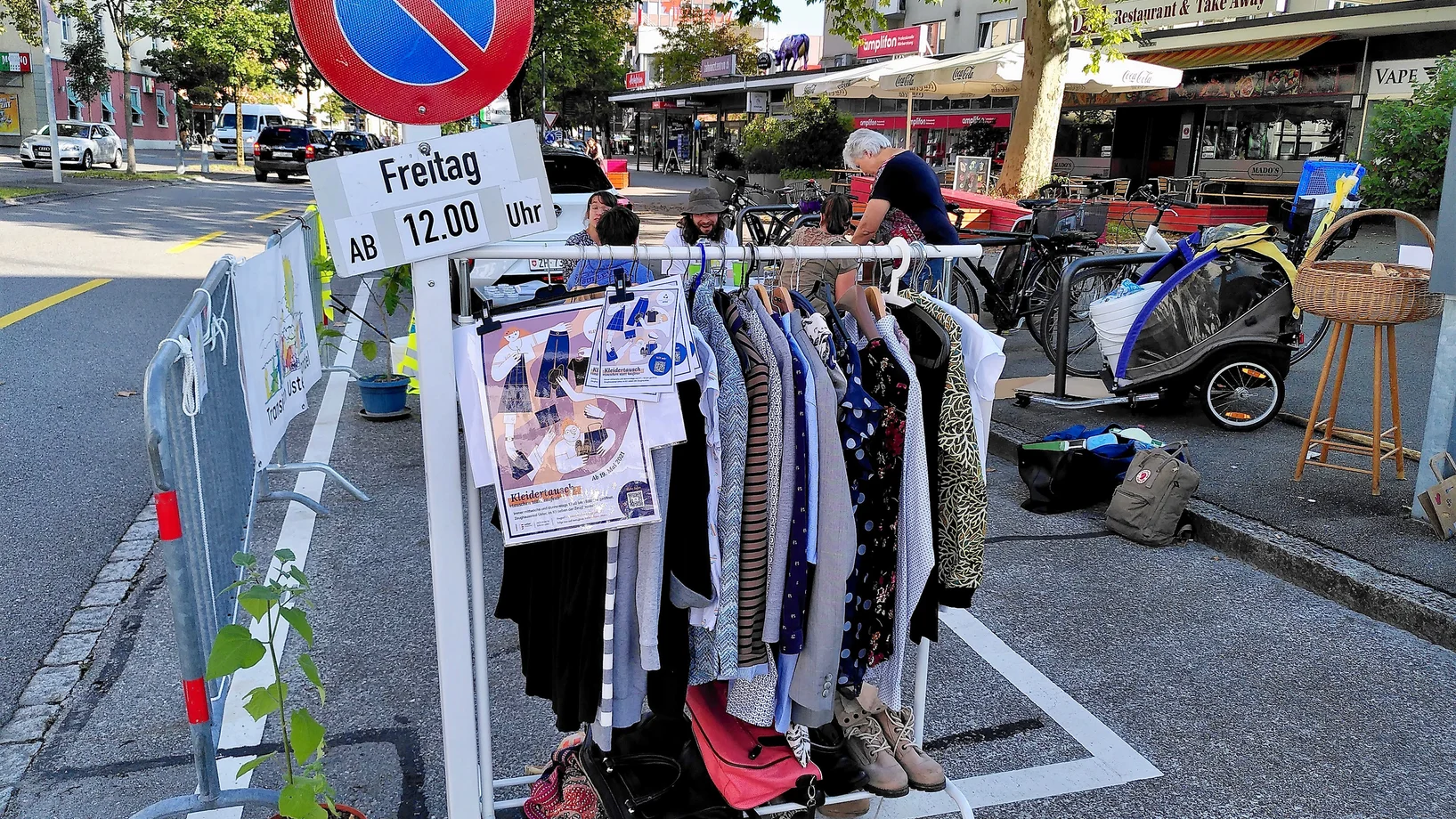 PARK(ing) Day 2021, Uster, Zürichstrasse 7, Flomi statt Parkplatz von Transition Uster