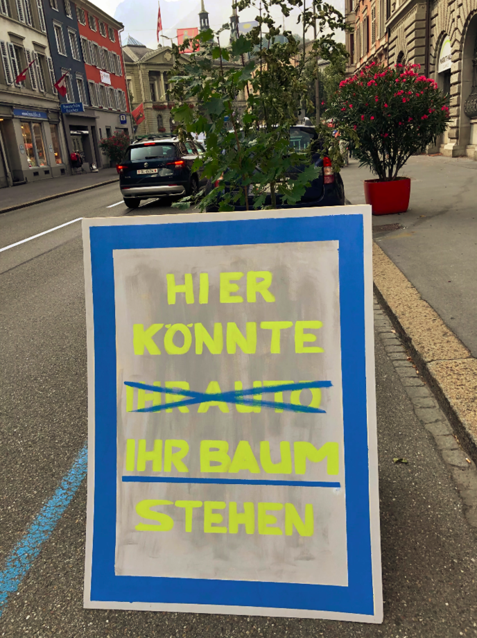 Hier könnte ein Baum stehen von Kaj am PARK(ing) Day 2020 in Glarus